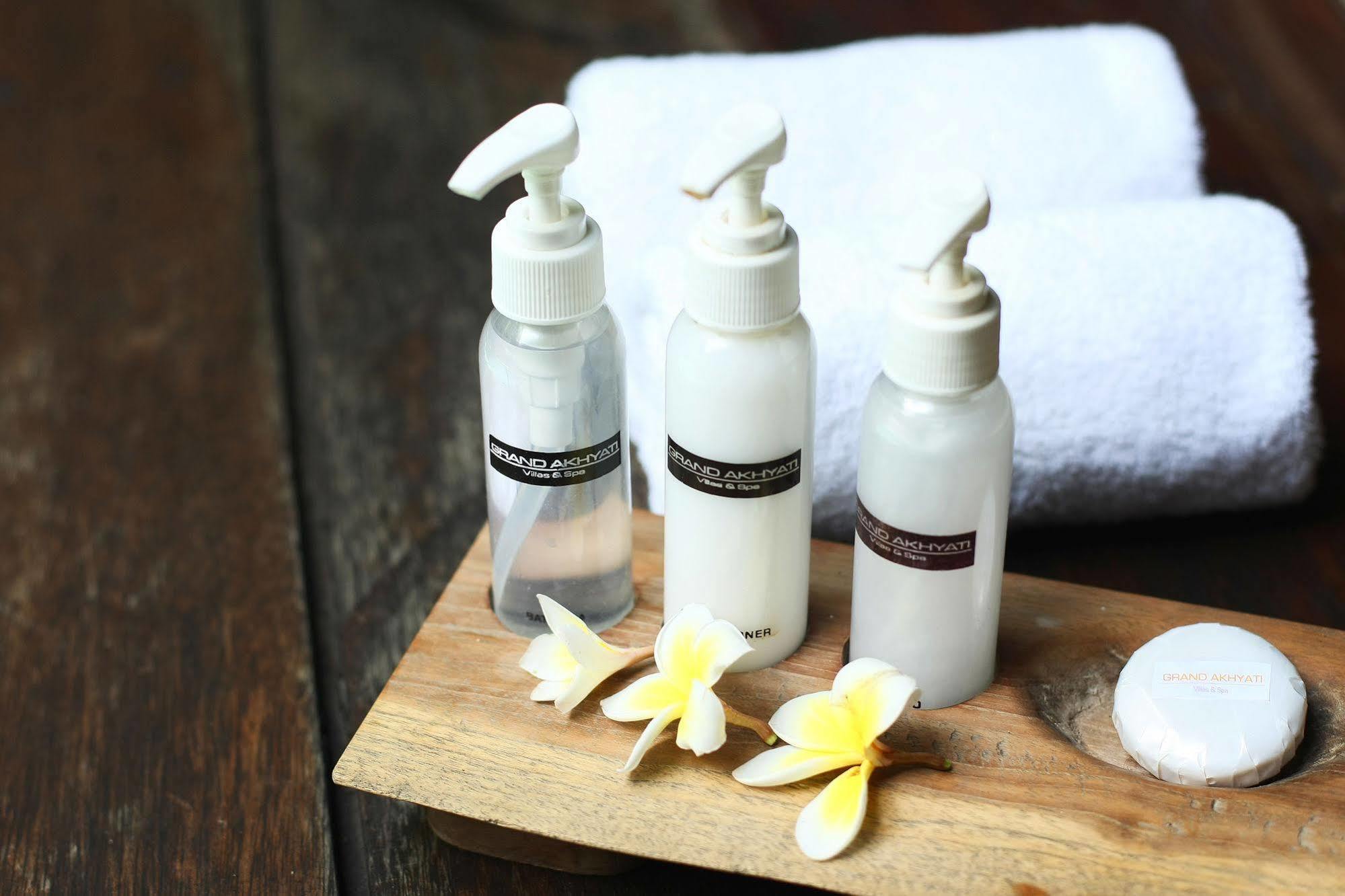 Grand Akhyati Villas & Spa Canggu  Bagian luar foto